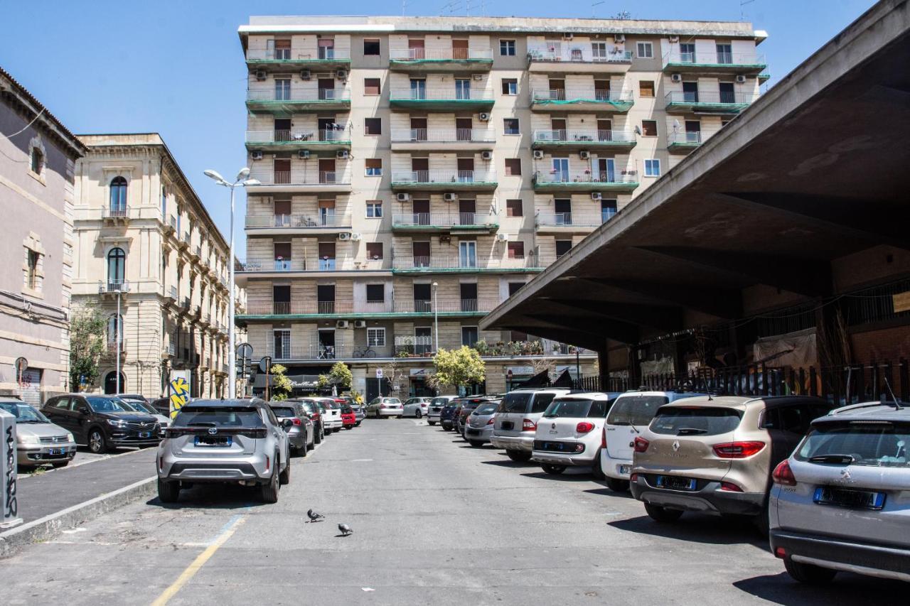 Dimora Lupo_Lifestyle B&B Catania Bagian luar foto