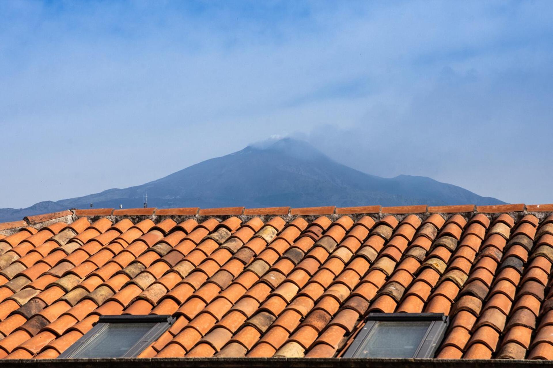 Dimora Lupo_Lifestyle B&B Catania Bagian luar foto